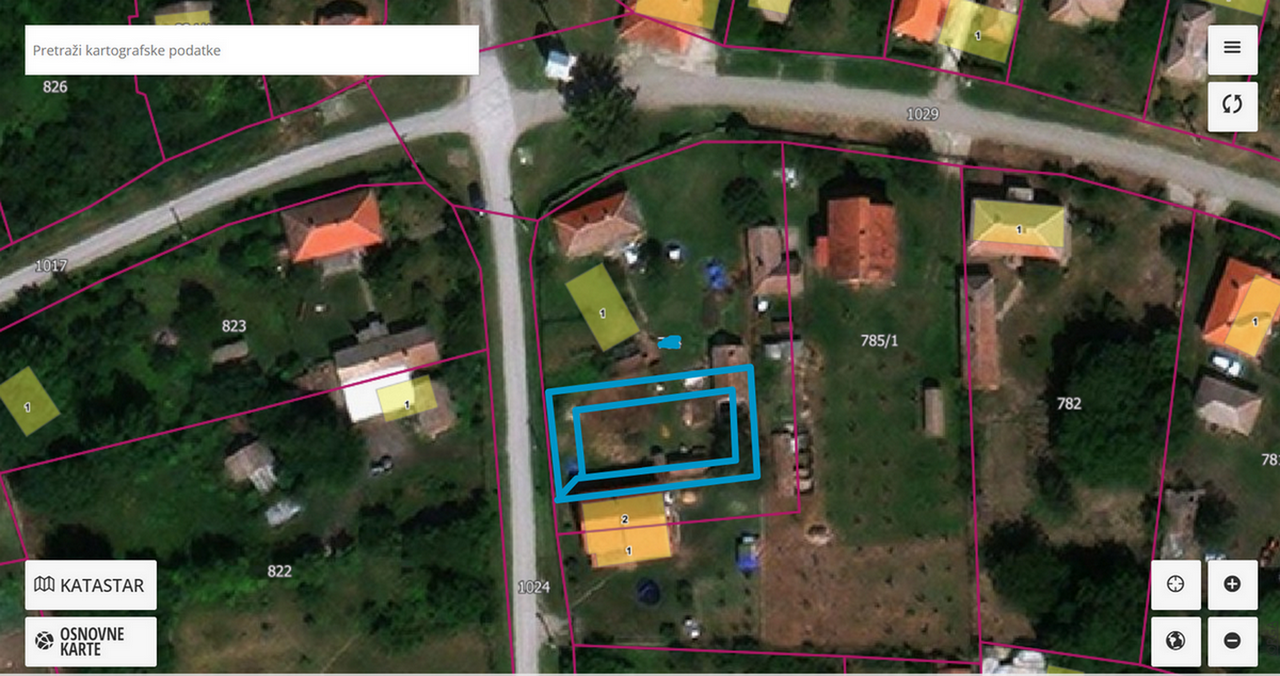 Smederevo, Petrijevo plac u centru 5,7 Ari