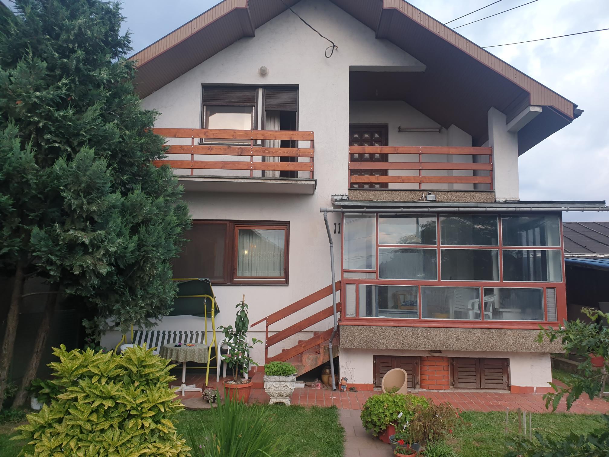 Kuća na Carini, u blizini Rimskog bunara