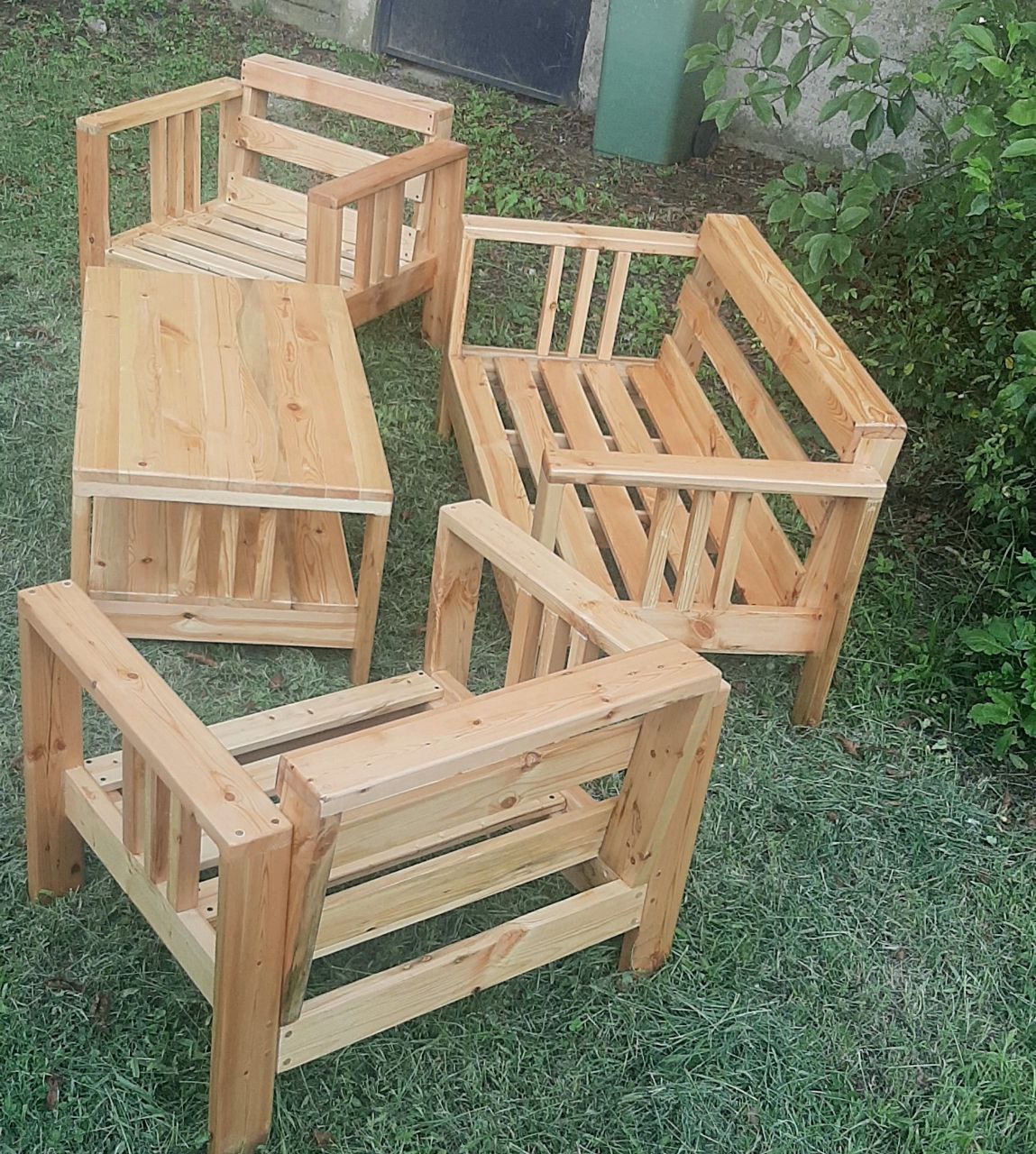 Bastenska garnitura Sibirski Aris