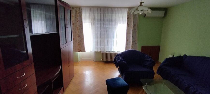 Izdajem dvosoban stan u uzem centru grada – Smederevo
