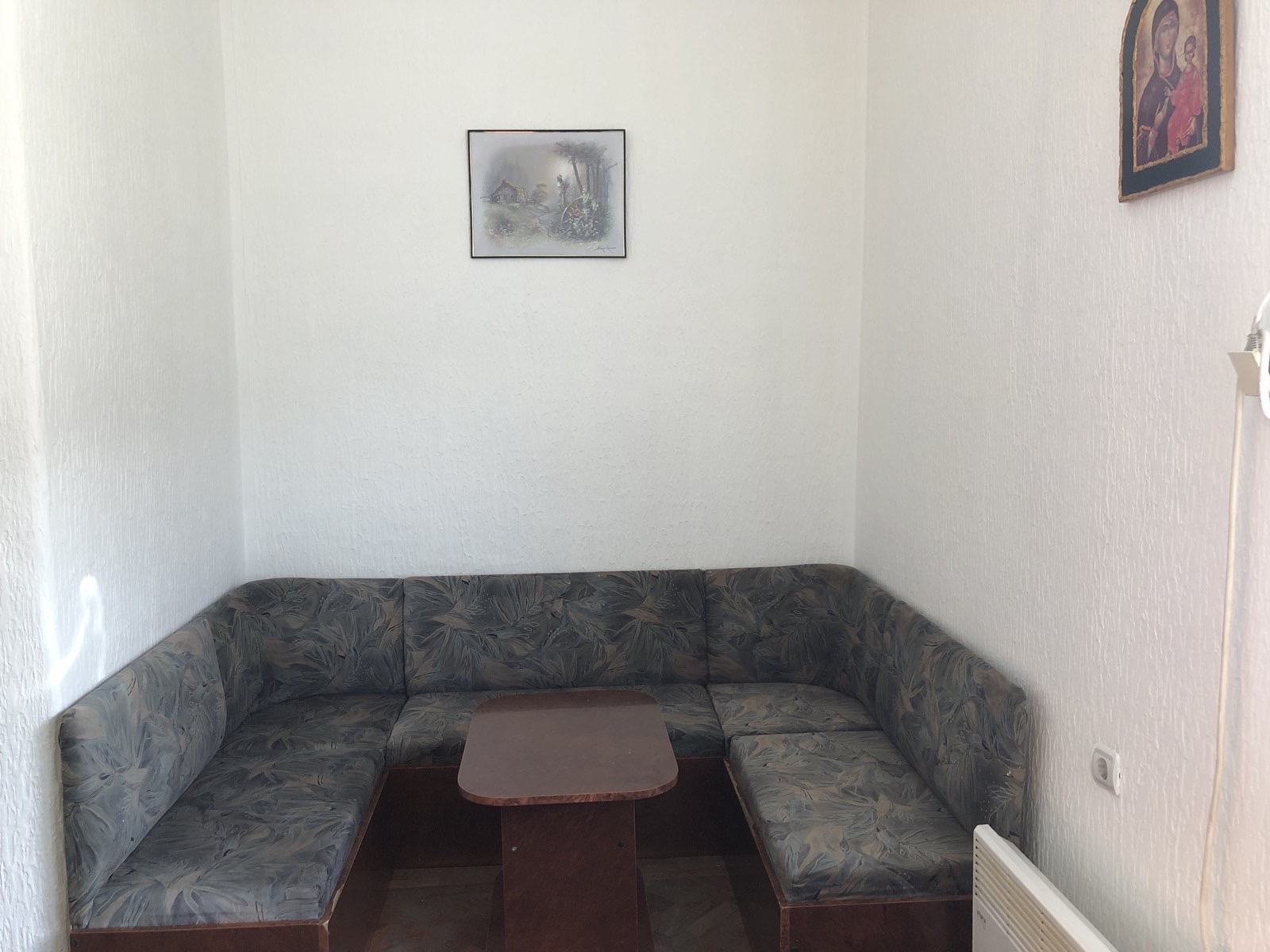 Poslovni prostor – namešten