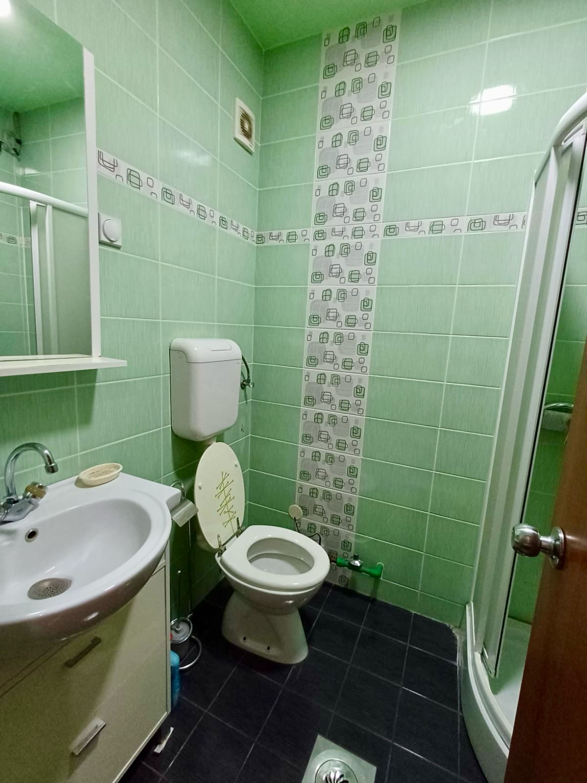 Stan na prodaju na Lestaru 42m²