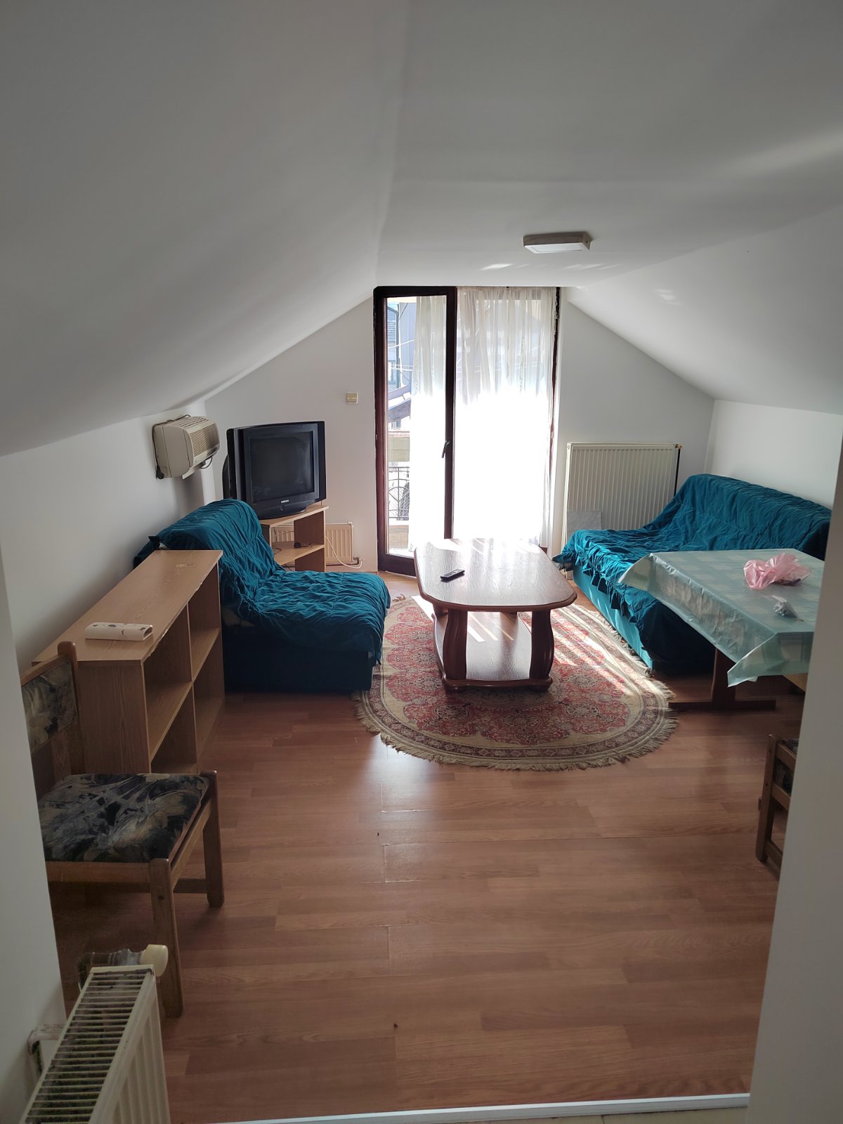 Izdaje se stan na Carini u cenu uračunati računi