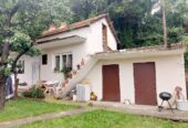 Dve kuće u dvorištu – Senjak, vlasnik