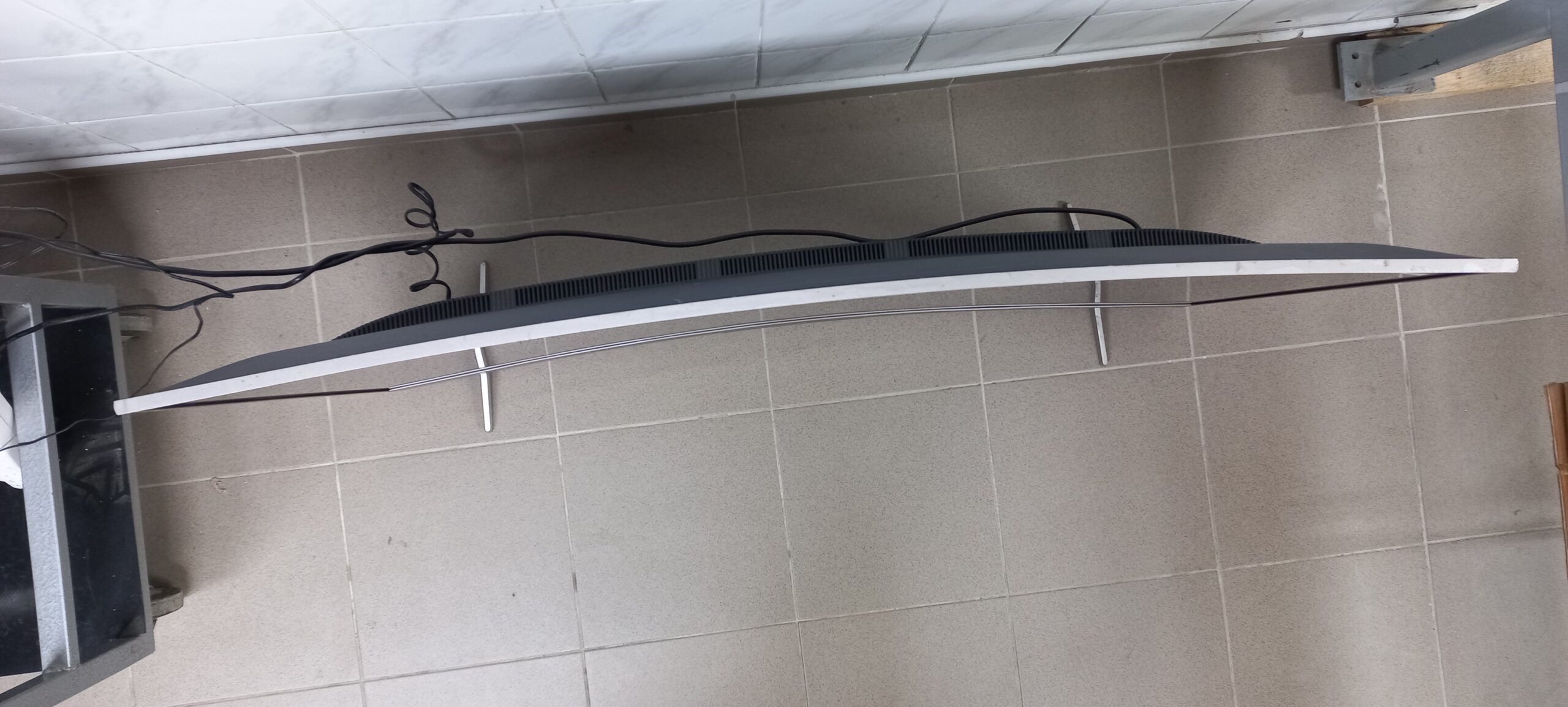 Televizor Thomson 49UD6596 49inča 4K zakrivljeni