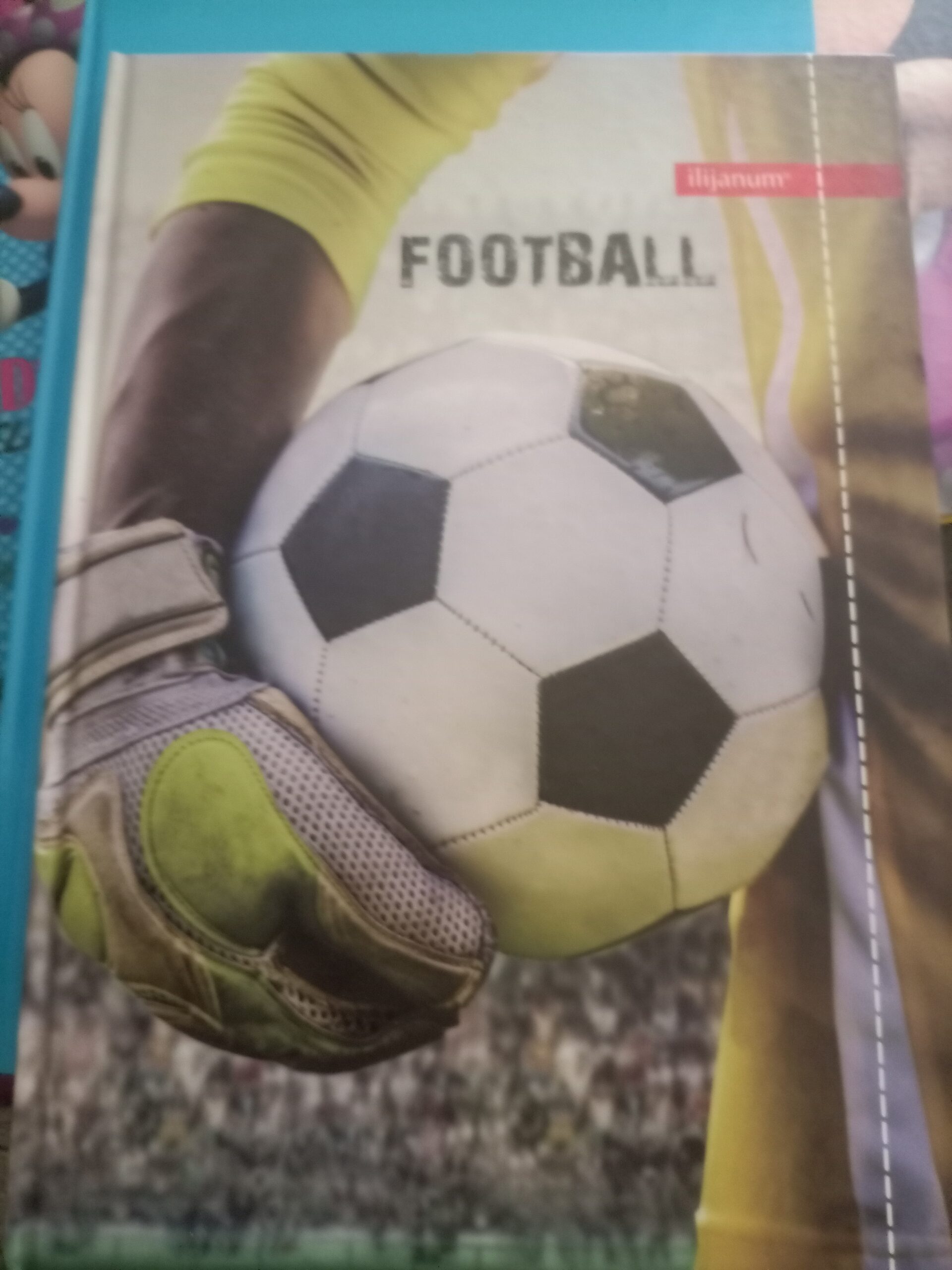 Sveske A4 mek povez i tvrd povez