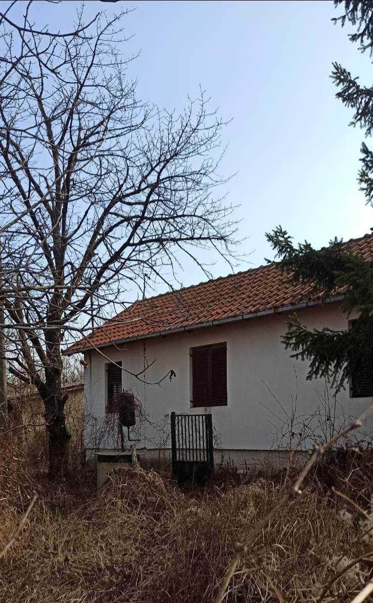 13 ari placa,kuća,pomoćni objekti