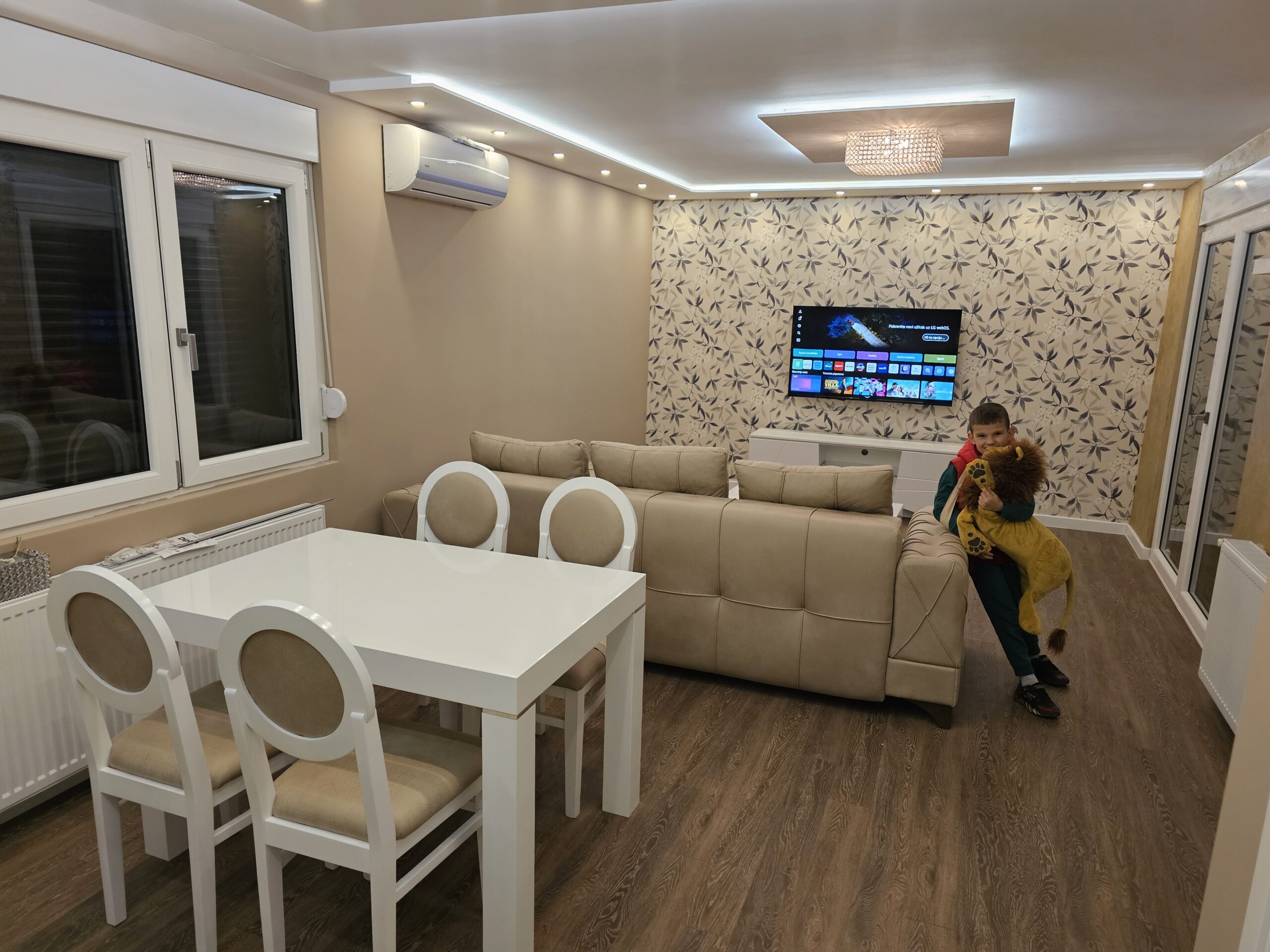 LUX kuća na izdavanje