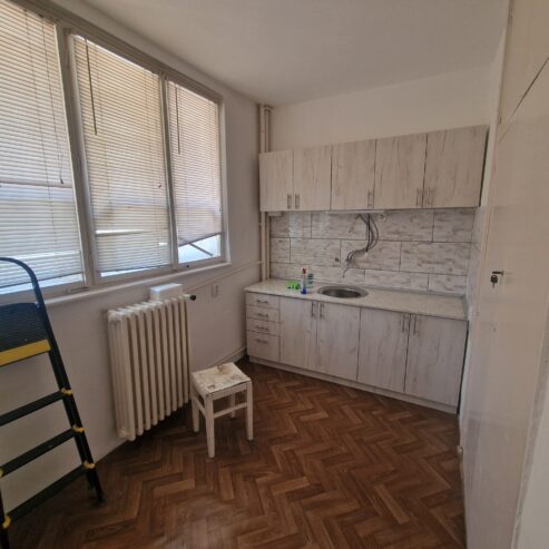 Jednosoban stan za pravno lice u centru