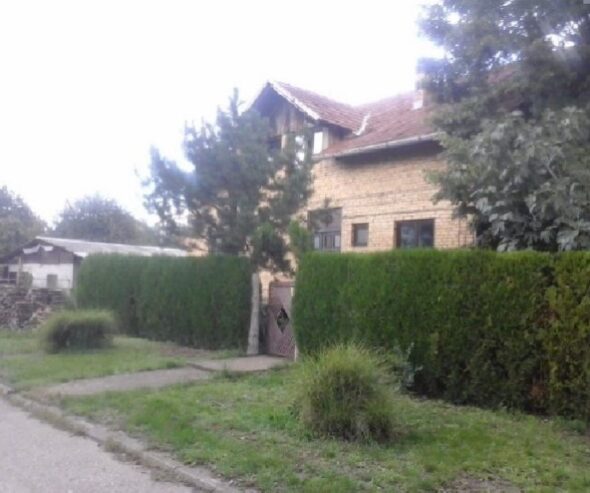 Hitna prodaja!Porodične kuce-Kula Vojvodina