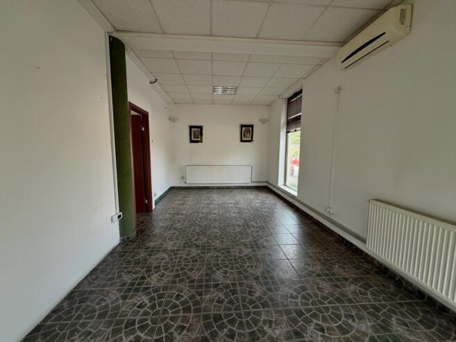 IZDAJE SE POSLOVNI PROSTOR U SMEDEREVU U ULICI ŠALINAČKA BR 19, PREKO PUTA ZGRADE EPS-A