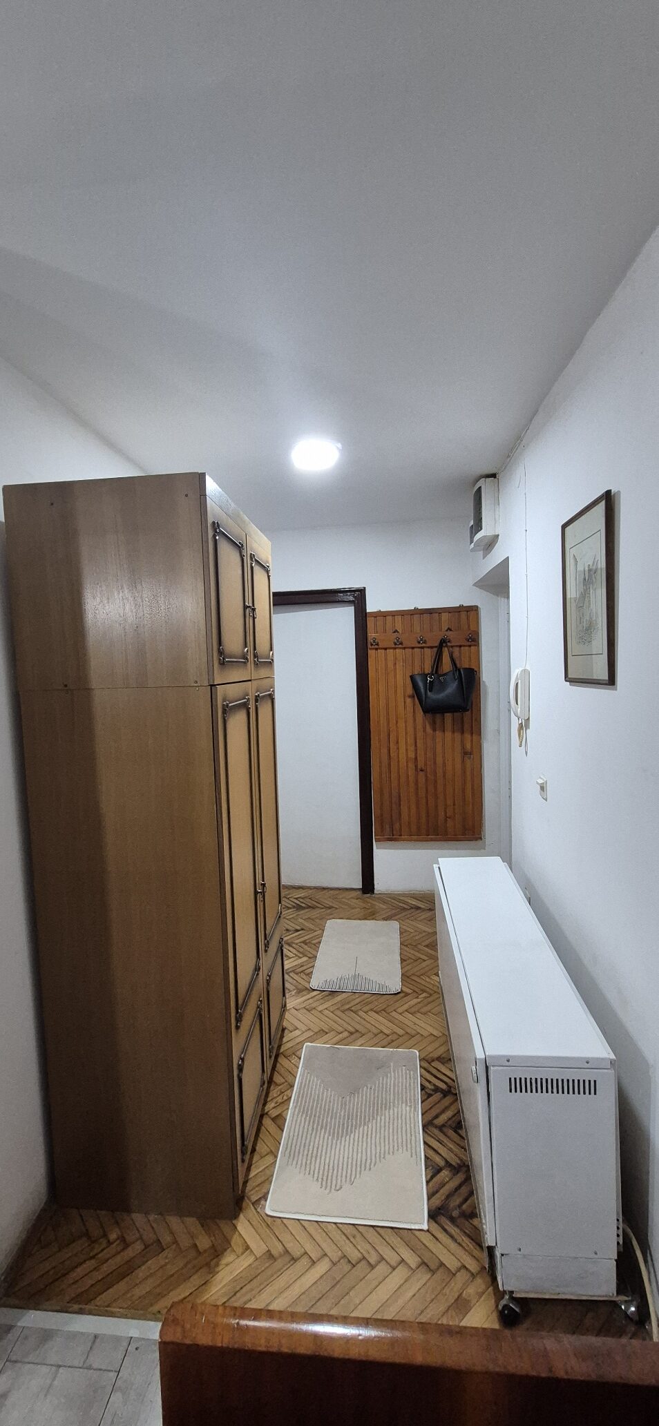 Namešten stan u centru