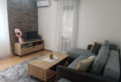 Novo – namešten 2.0 stan u centru
