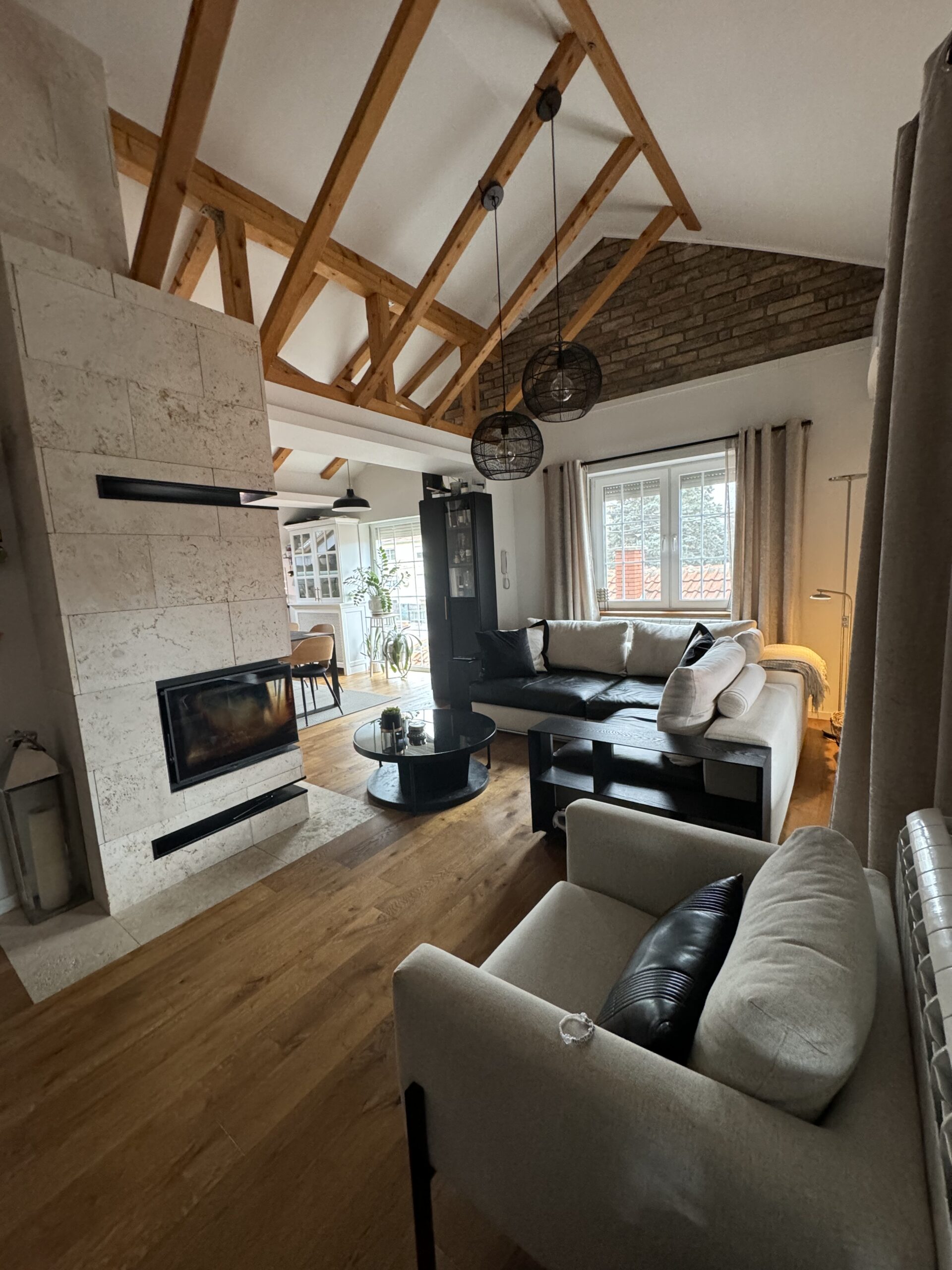 Spratna kuća sa bazenom u užem centru Smedereva