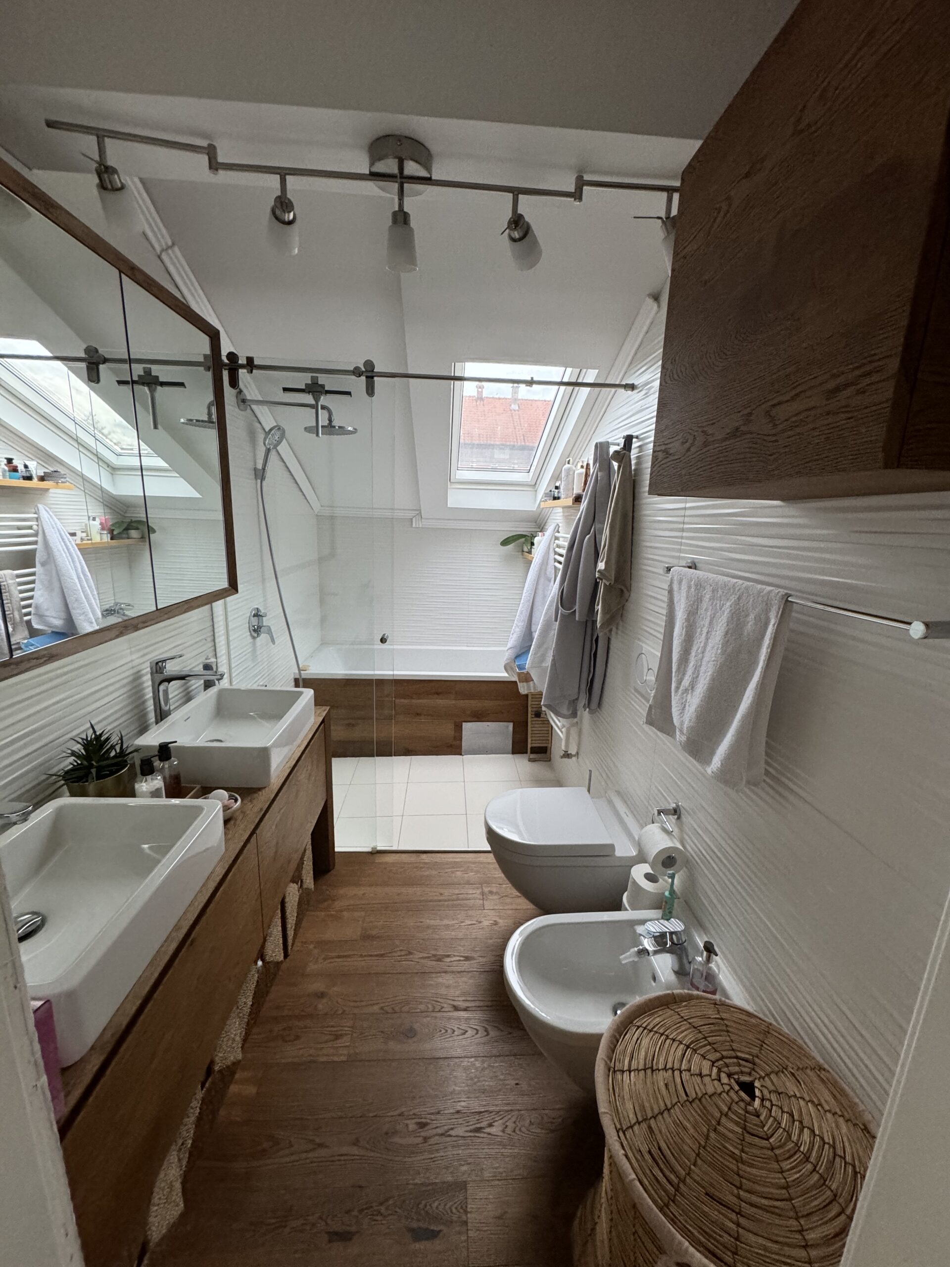 Spratna kuća sa bazenom u užem centru Smedereva