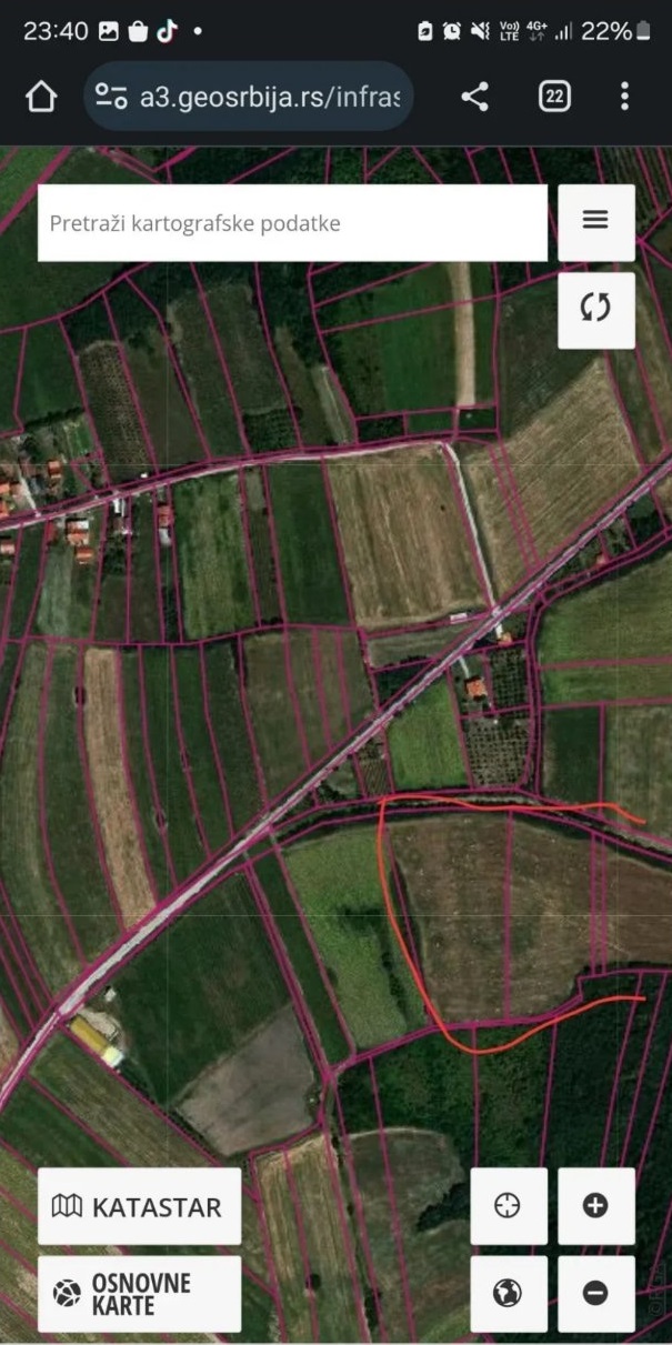 Prodajem zemljiste Staro Selo-Velika Plana