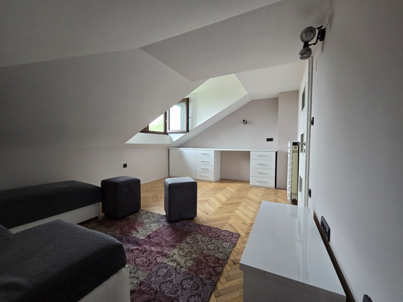 Prodajem ili izdajem LUX kucu u Smederevu