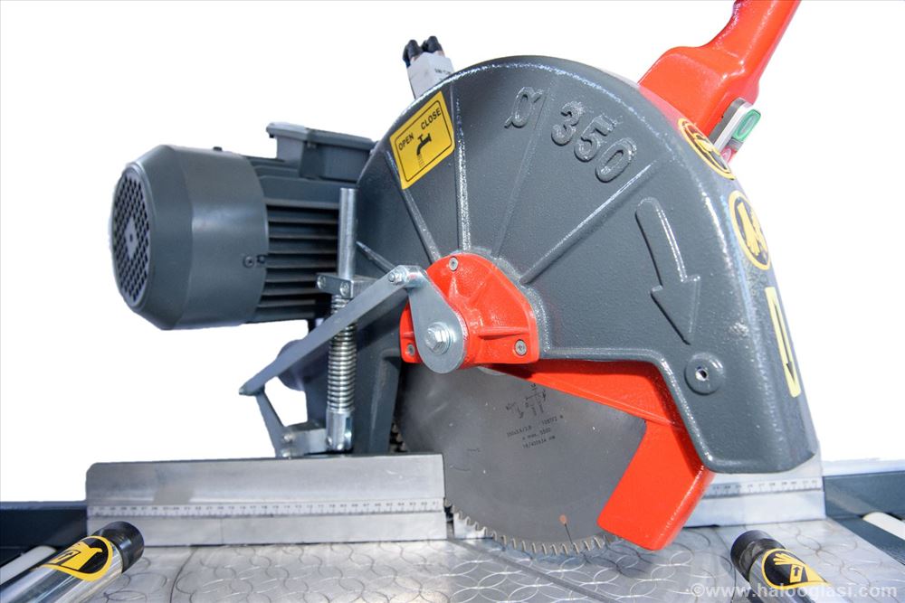 Mašina-Jednoglavi ger za PVC i ALU