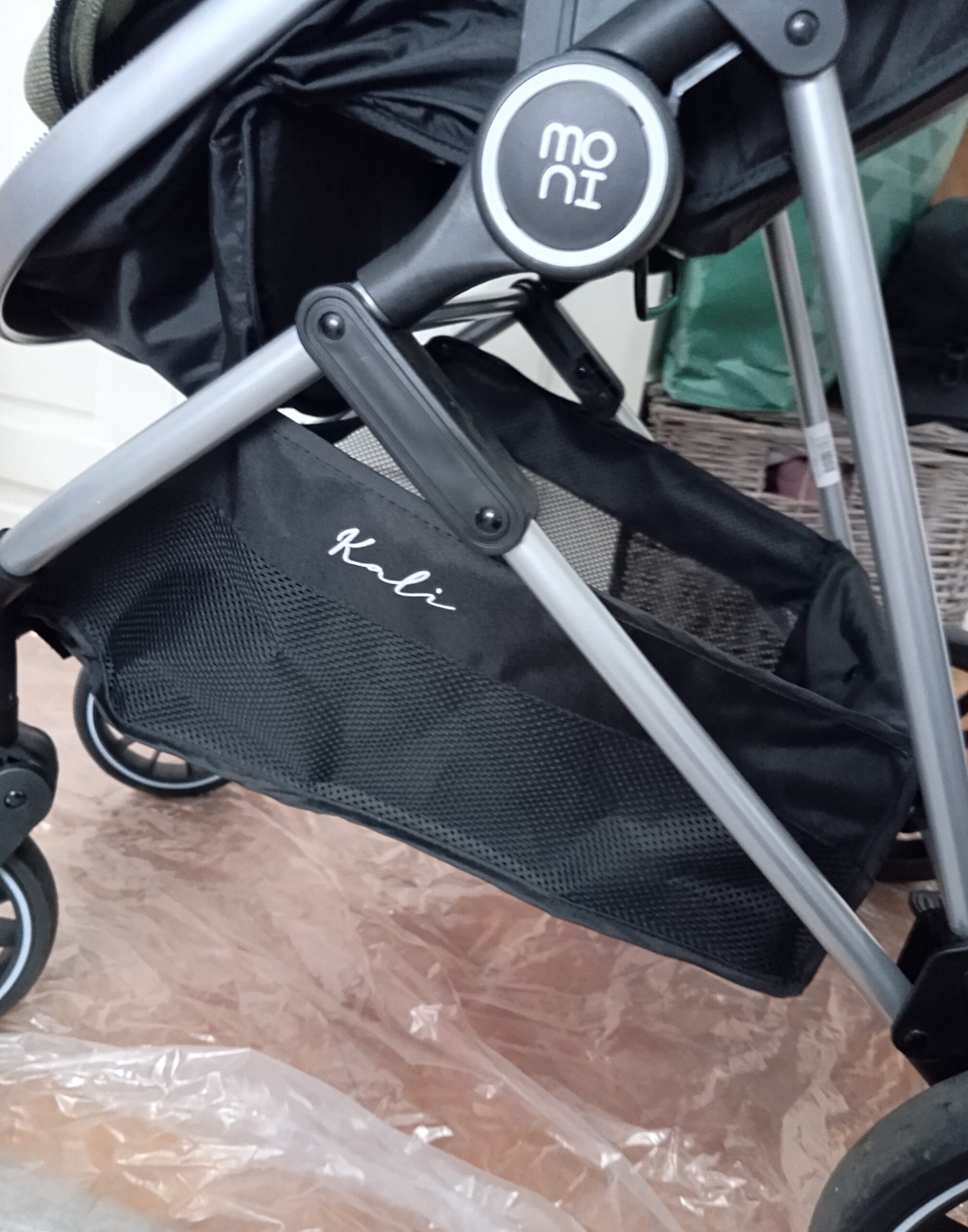 Nekorišćena kolica za bebe 0-4 godine