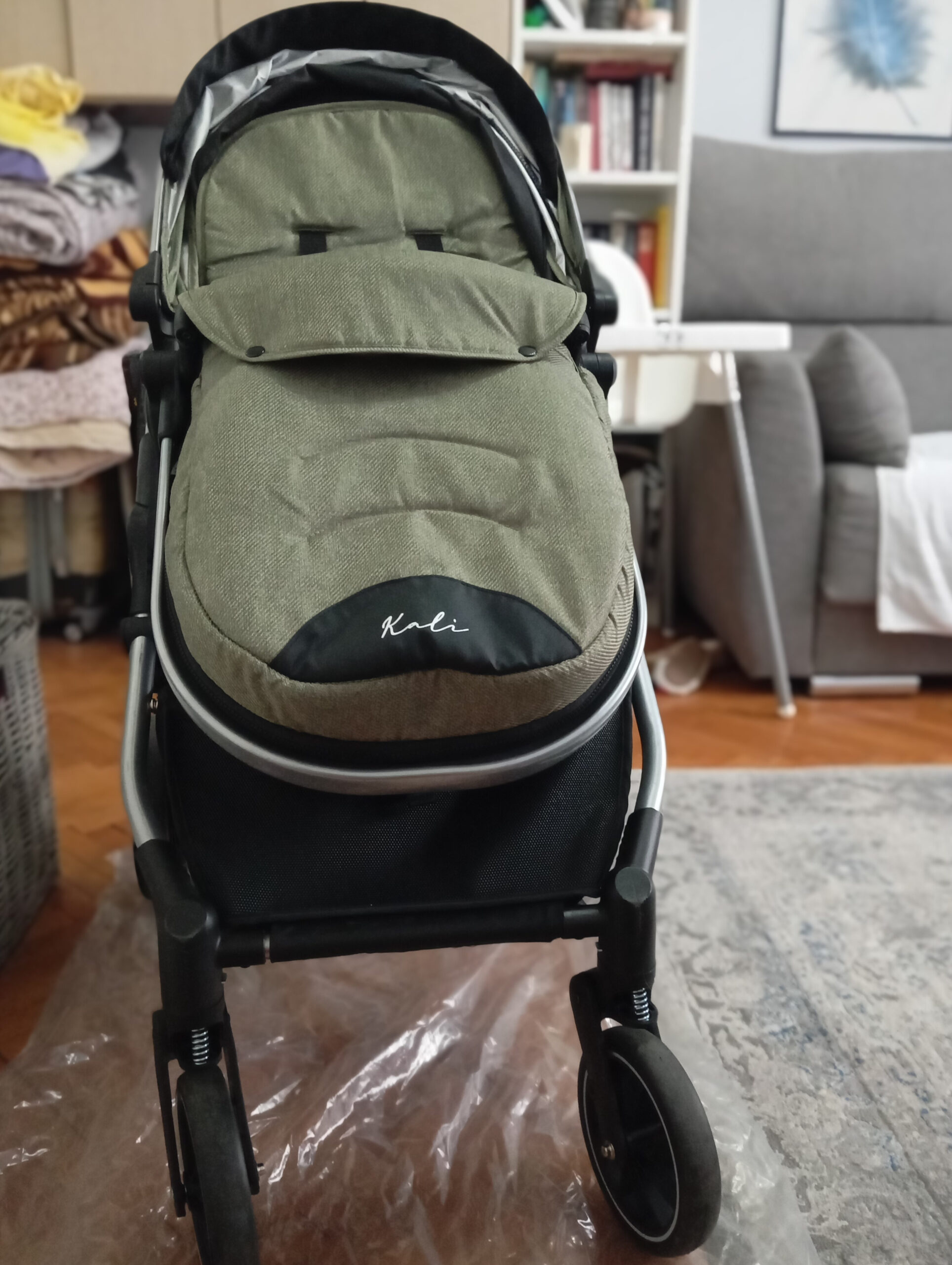 Nekorišćena kolica za bebe 0-4 godine