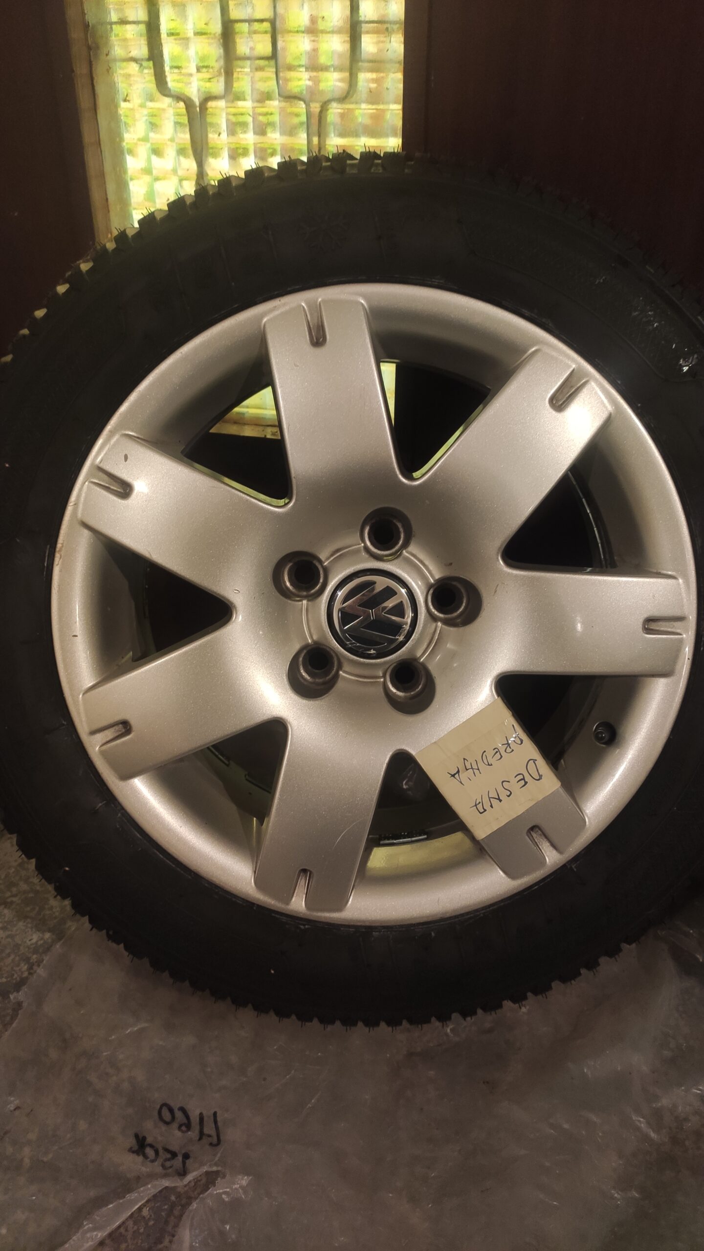 Alu felne 16 5×112 sa novim zimskim gumama (komplet)