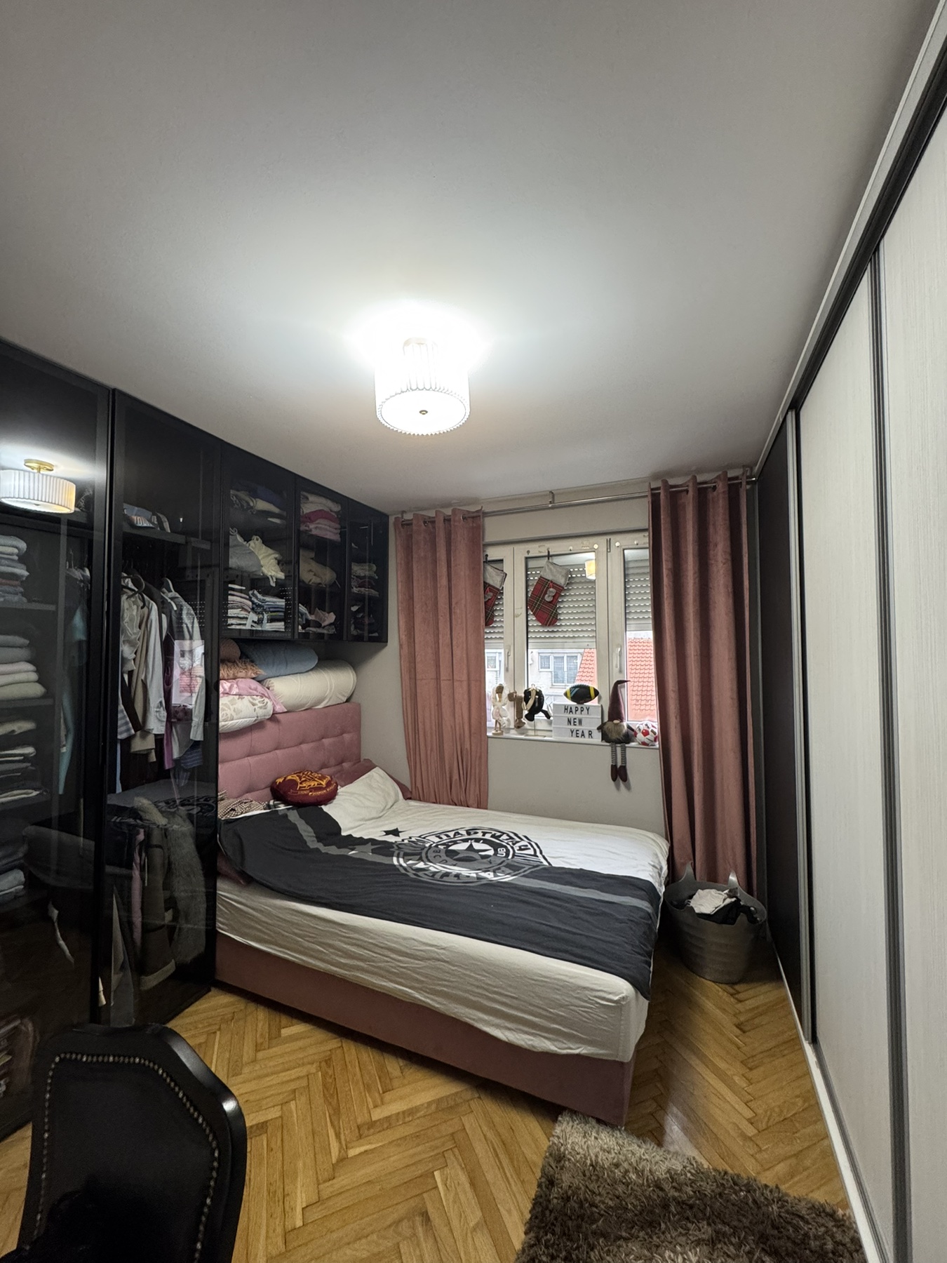 Premium stan u strogom centru – bez ulaganja, spreman za useljenje