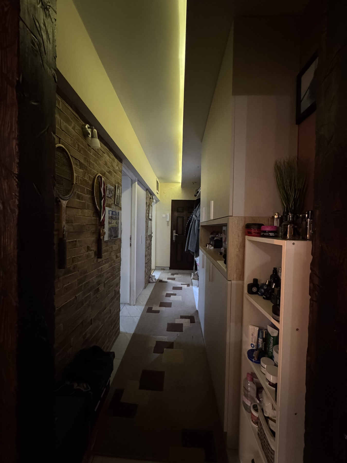 Premium stan u strogom centru – bez ulaganja, spreman za useljenje