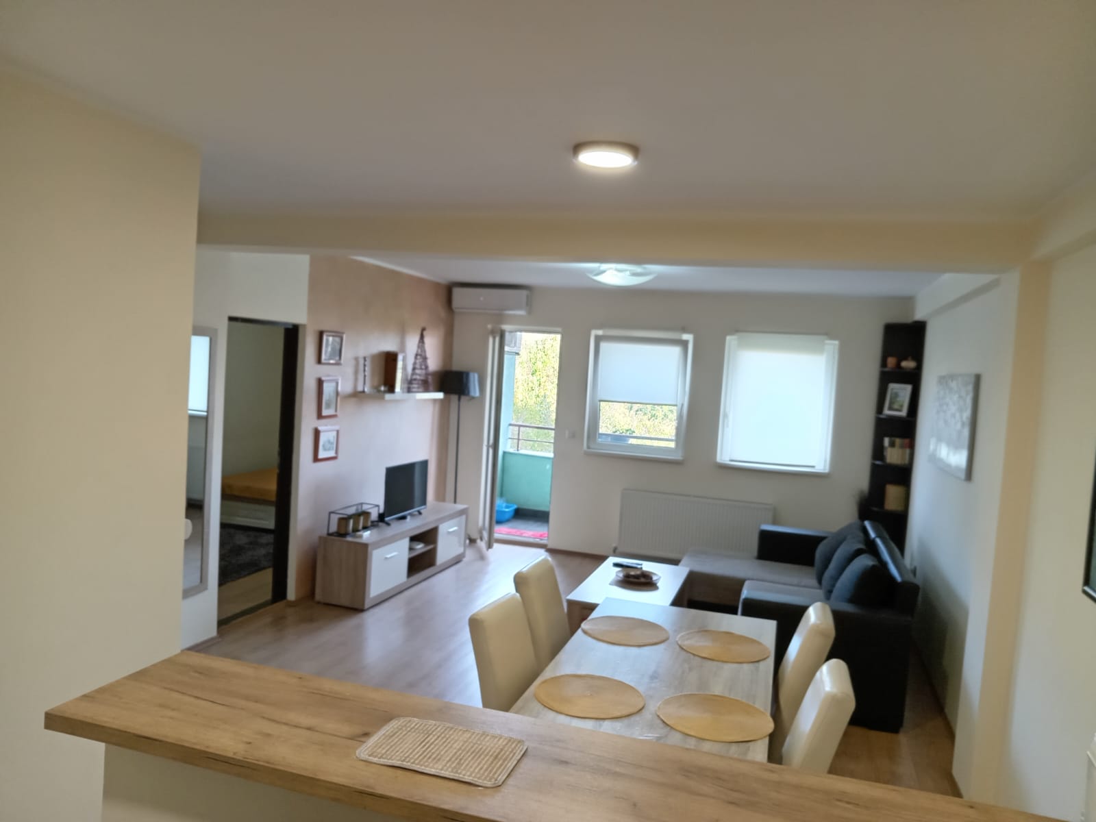 Stan 65m2 u Jug Bogdanovoj 6