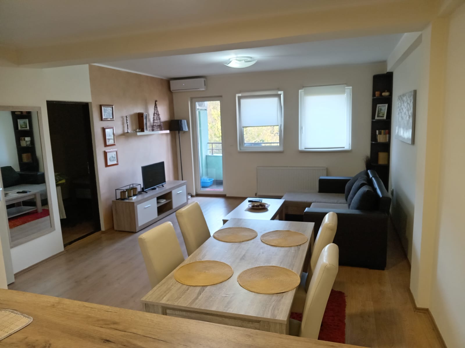 Stan 65m2 u Jug Bogdanovoj 6