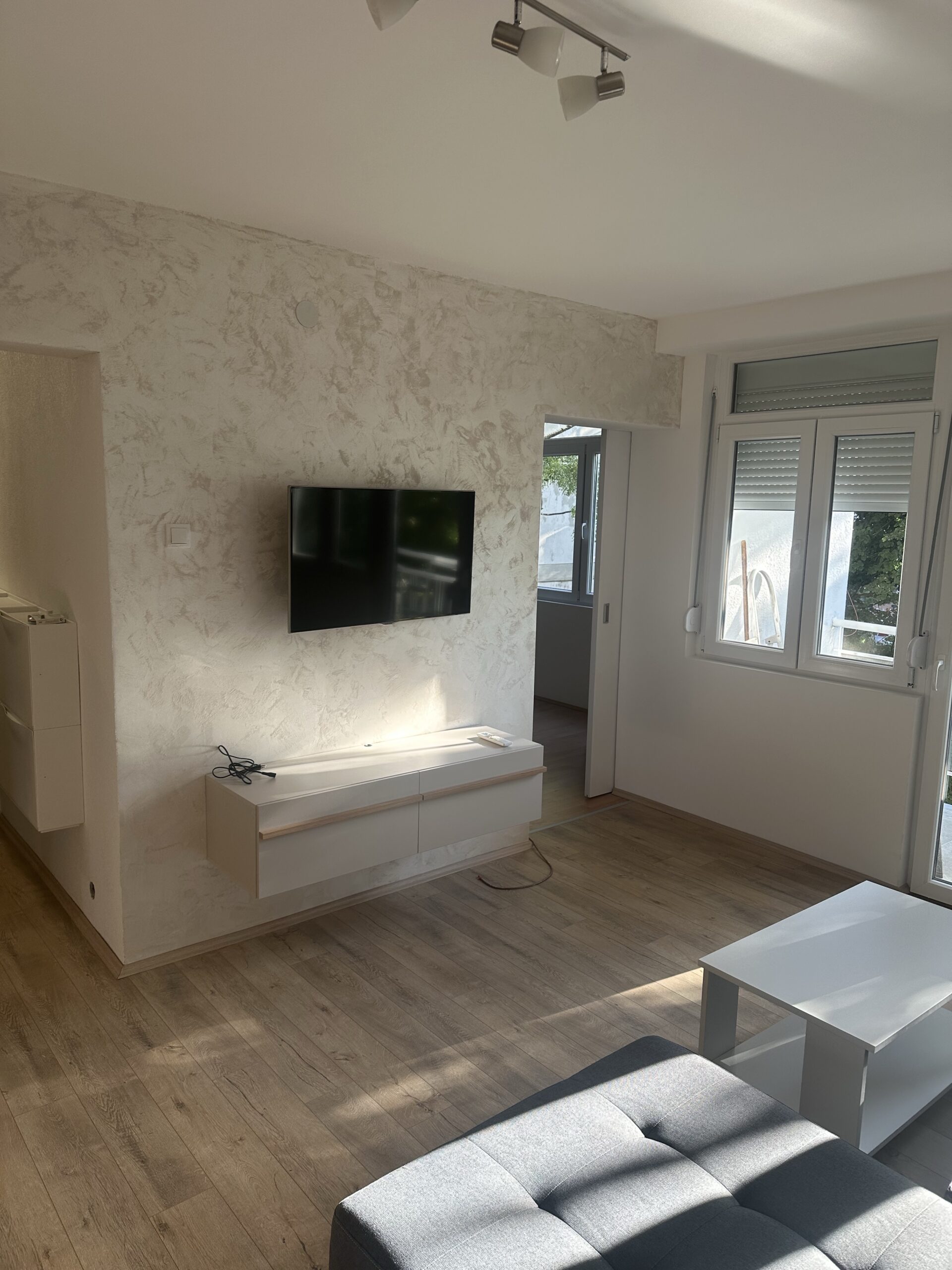 Izdajem stan u centru Smedereva