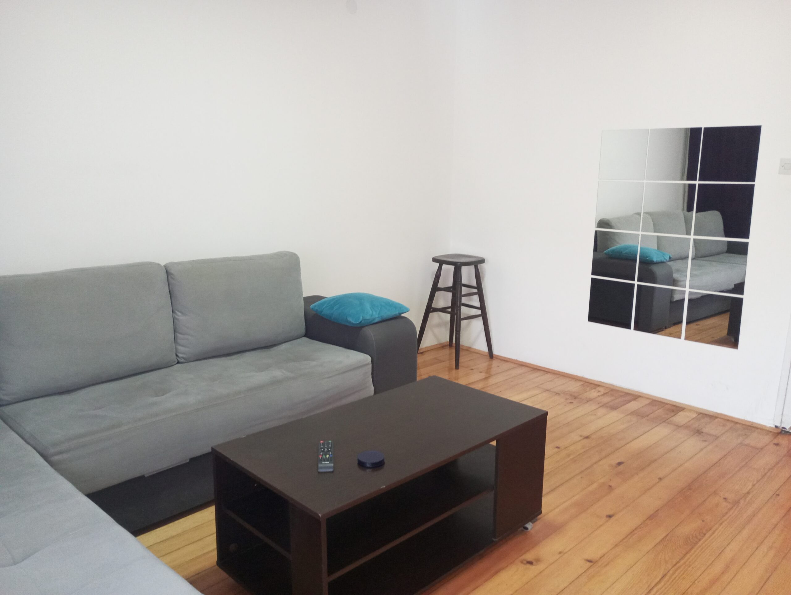 Izdajem stan u centru grada