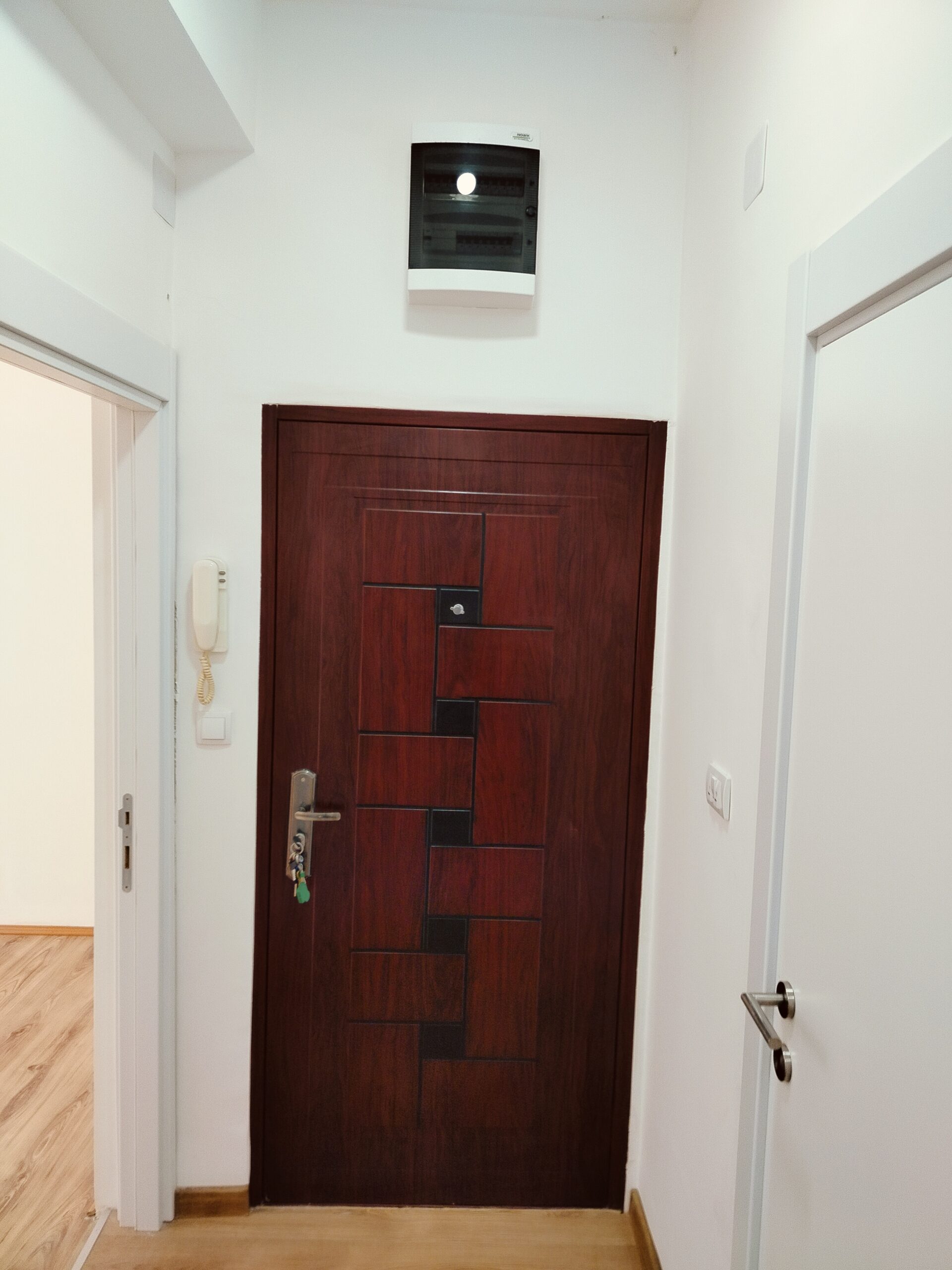 Stan za iznajmljivanje.agenciji.aevokatima, frizerimai dr.