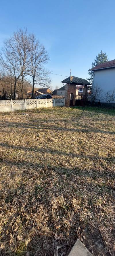 Prodajem plac u Lipama kod Smedereva