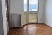 Trosoban stan u Karadjordjevoj 74m2