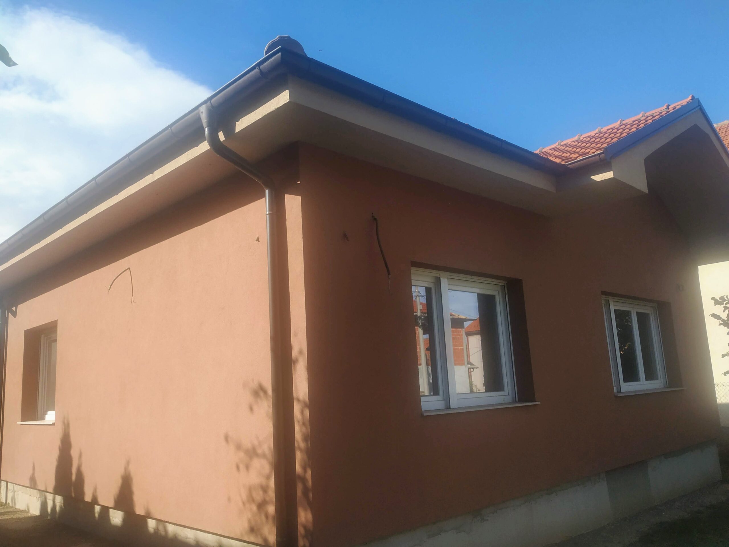 Kuća u centru Smedereva, 100m2 (iznad Lovačkog doma, naselje Petra Maksimovića)