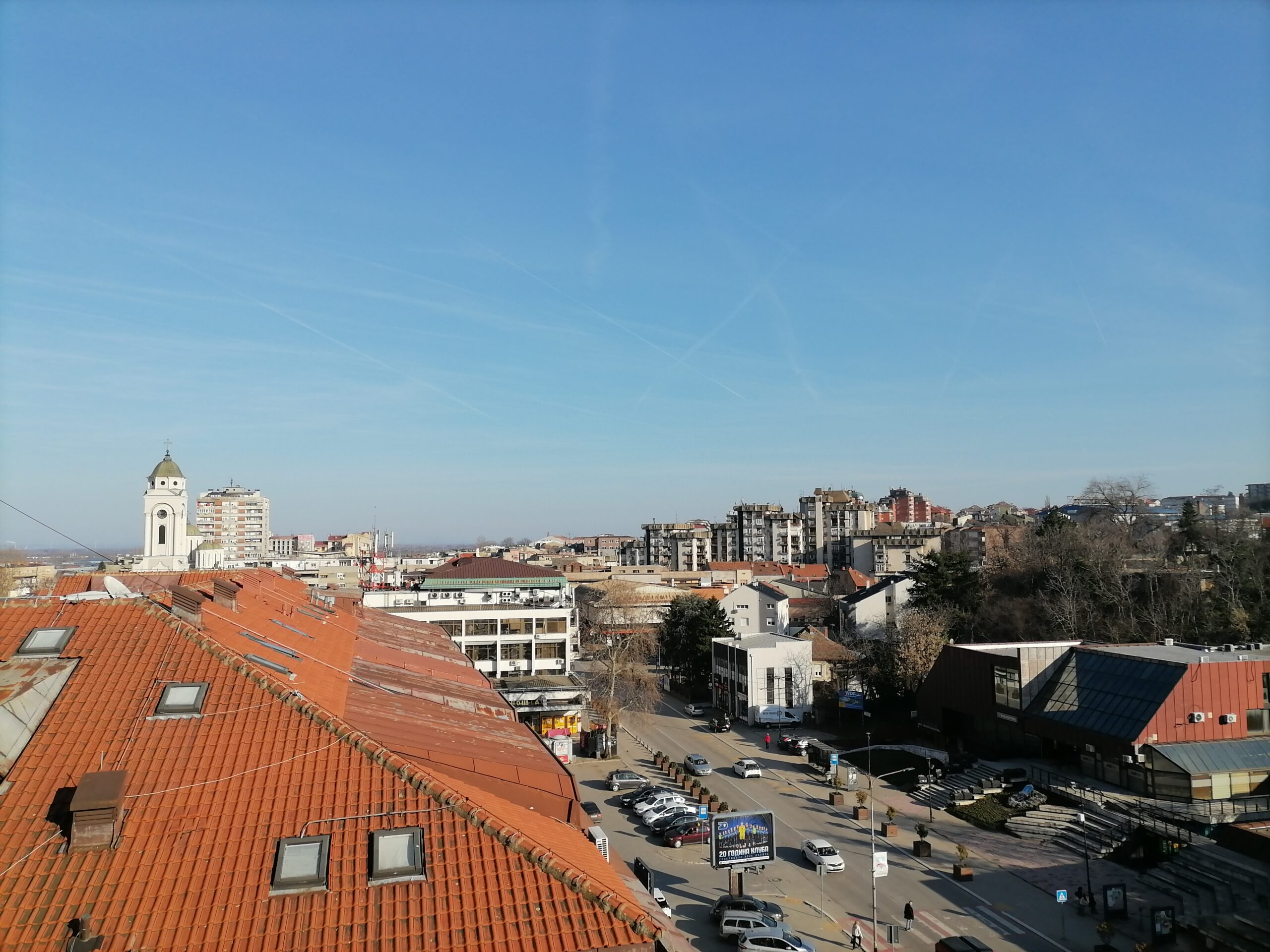 Trosoban stan u Karadjordjevoj 74m2