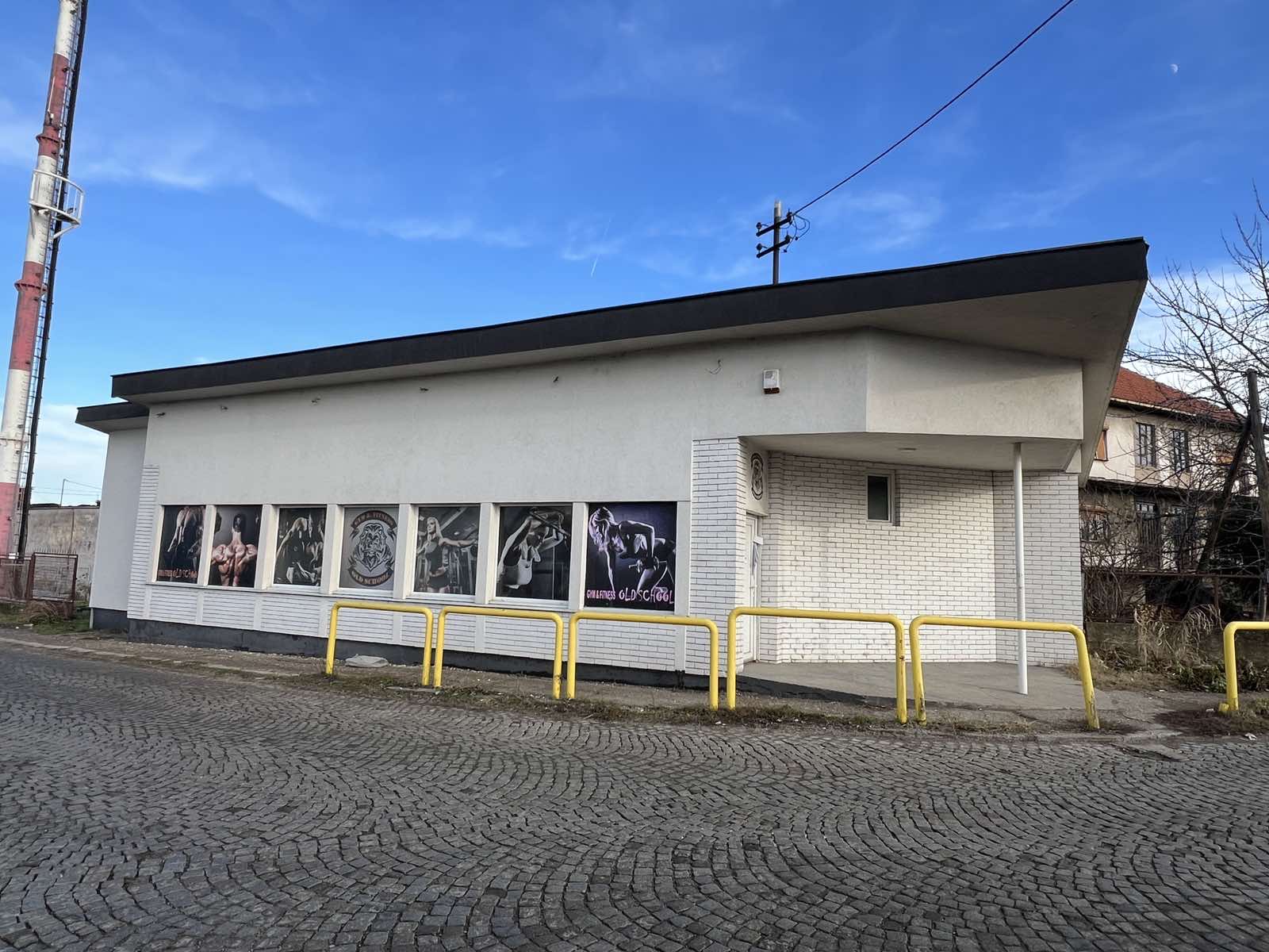 Poslovni prostor 100m², Carina – prometna ulica, renovirano