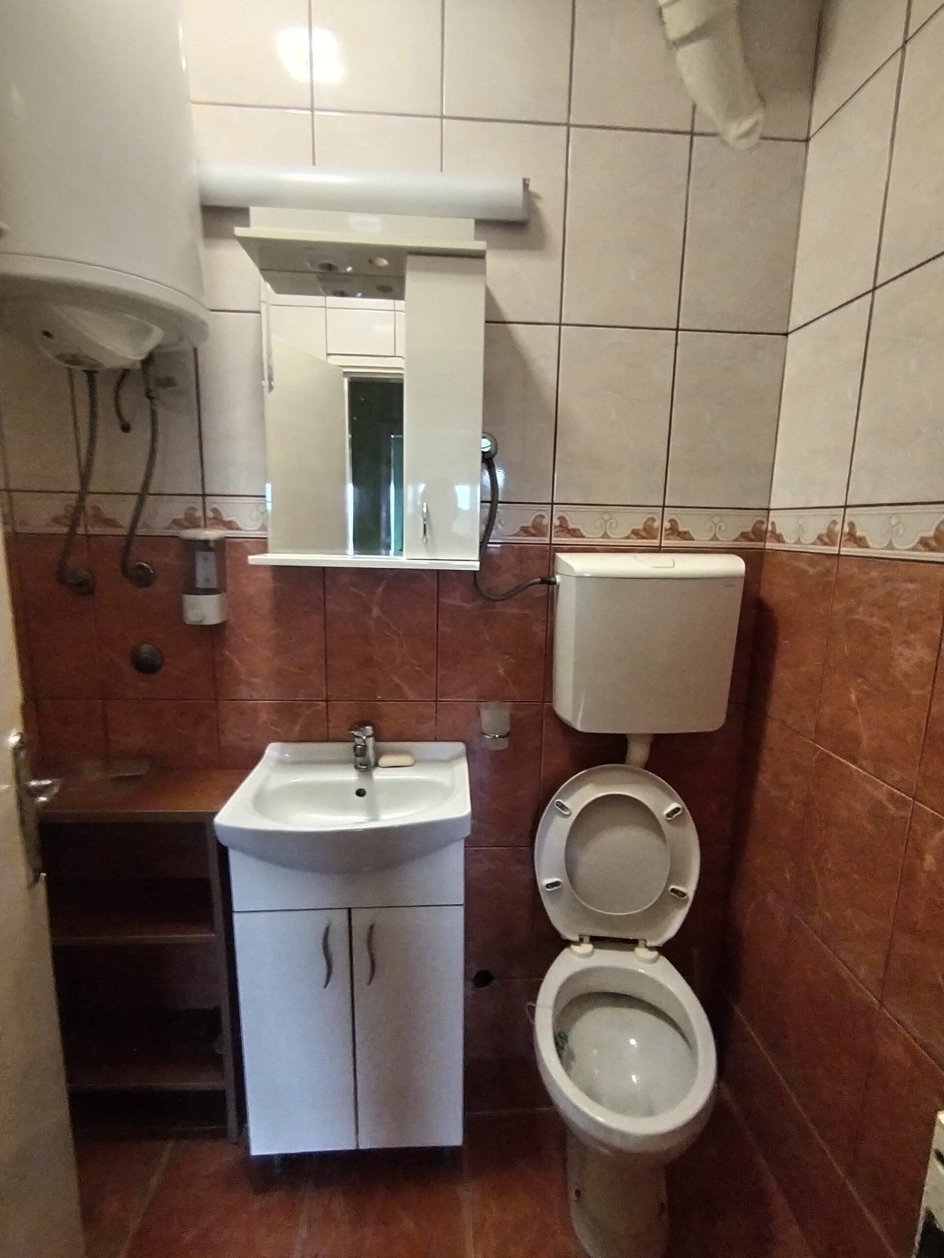 Izdajem namesten jednosoban stan