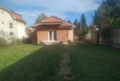 Kuća u centru Smedereva, 100m2 (iznad Lovačkog doma, naselje Petra Maksimovića)