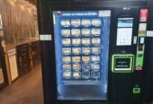 Prodajem vending mašinu TCN za prodaju raznih proizvoda, dimenzije 170 x 195 x 100