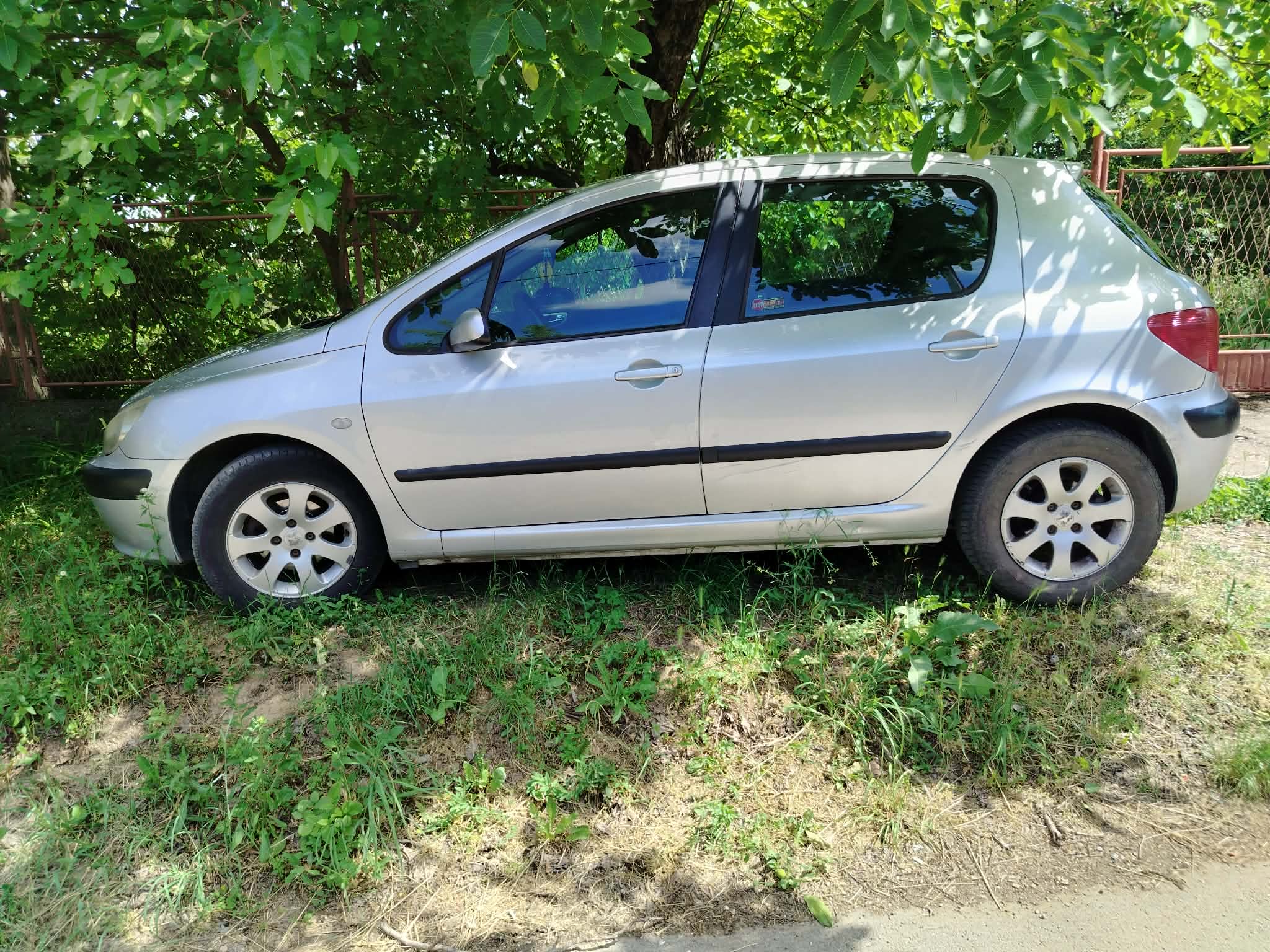 Peugeot 307 2004 godiste