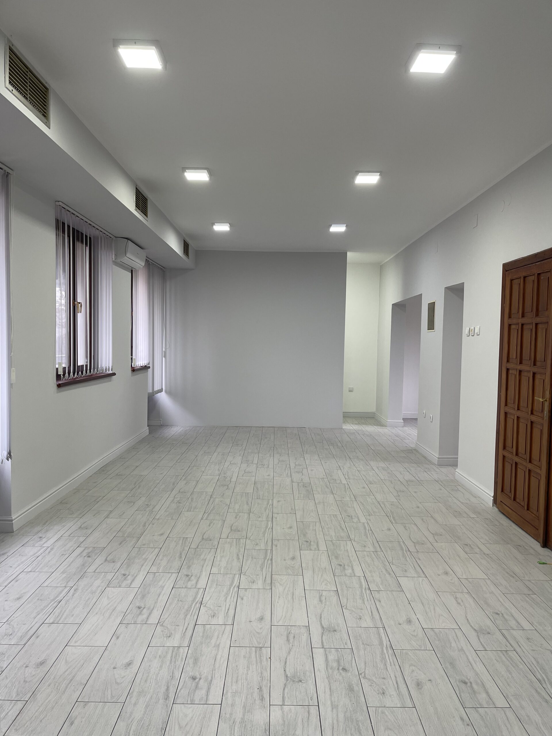 IZDAJEM POSLOVNI PROSTOR, CENTAR SMEDEREVO