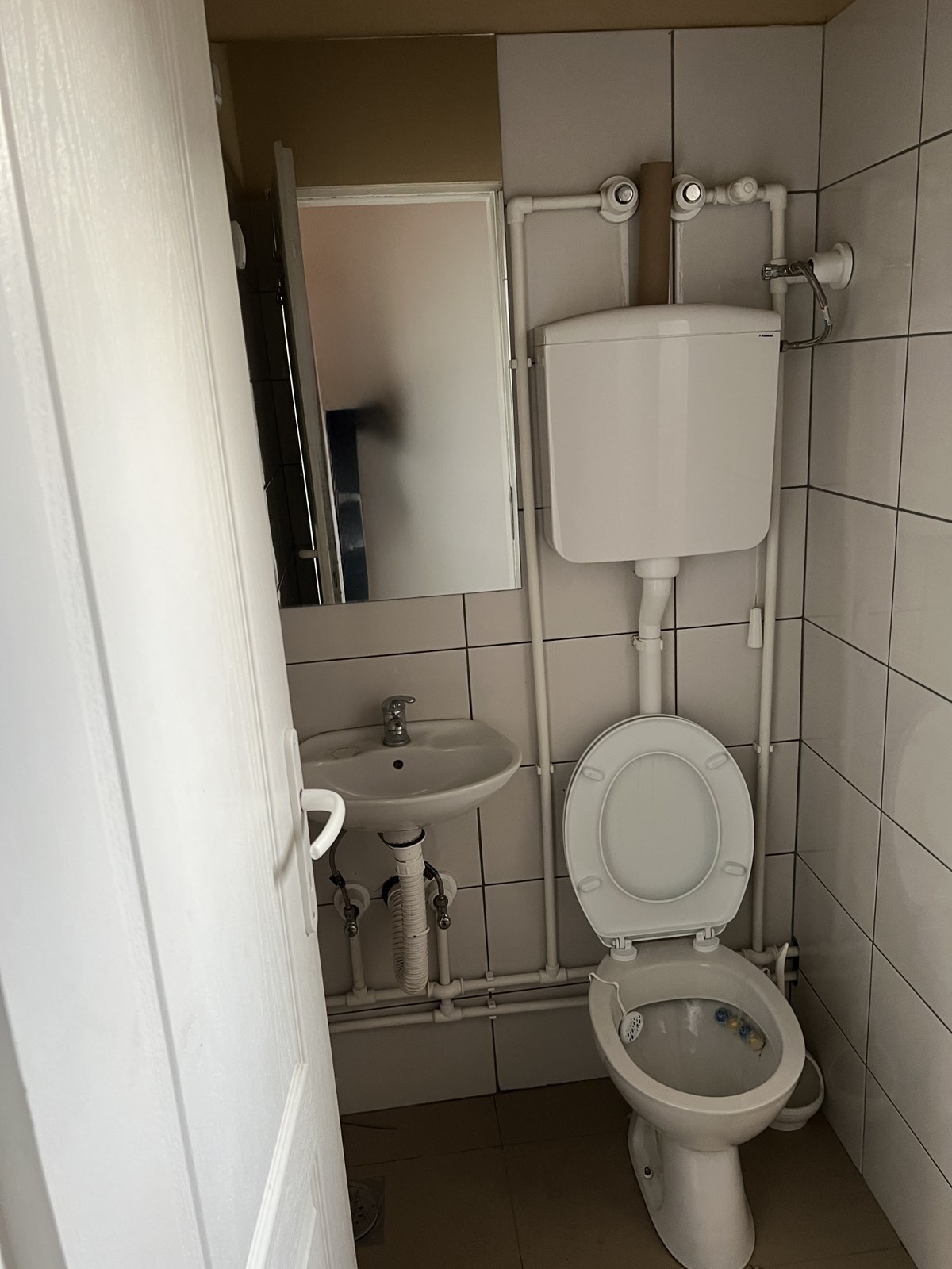 Poslovni prostor 100m², Carina – prometna ulica, renovirano