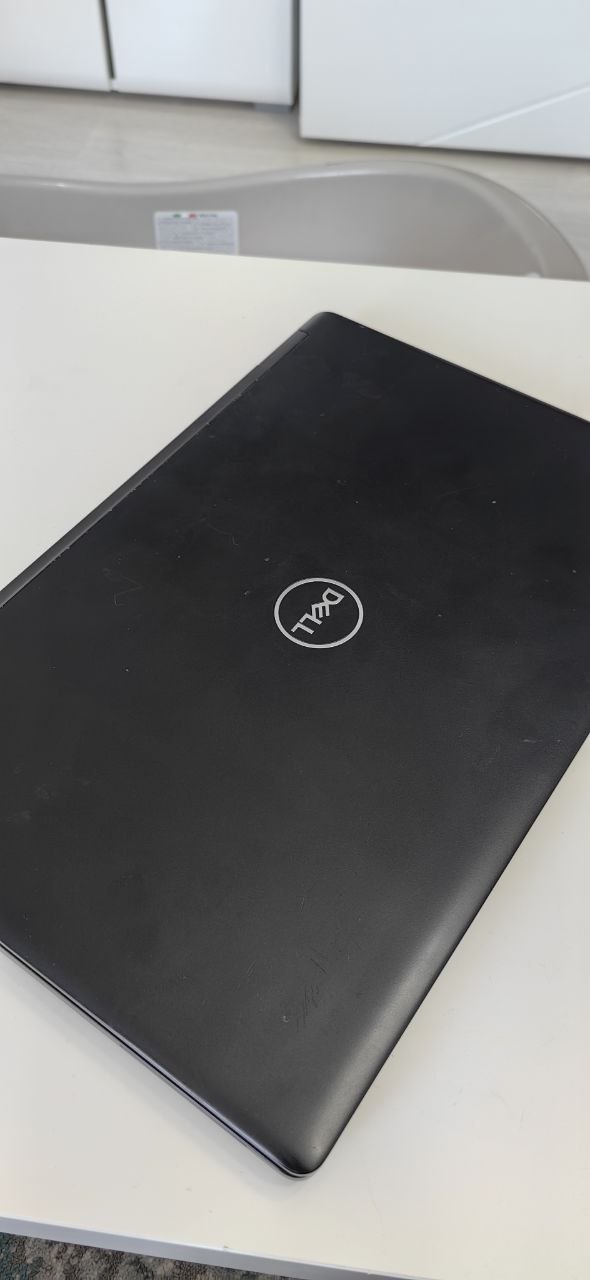 Dell Latitude 5590 i5 vPro 7gen 16gb 240gb SSD