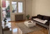 Izdajem stan u centru Smedereva, NEnamešten – dvosoban – 48 kvadrata – tek renoviran