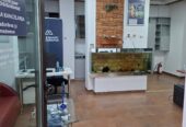 Izdaje se poslovni prostor, lokal u Karadjordjevoj ulici