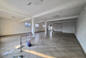 IZDAJE SE POSLOVNI LOKAL SA MAGACINOM I DVORIŠTEM – RADINAC