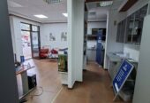 Izdaje se poslovni prostor, lokal u Karadjordjevoj ulici
