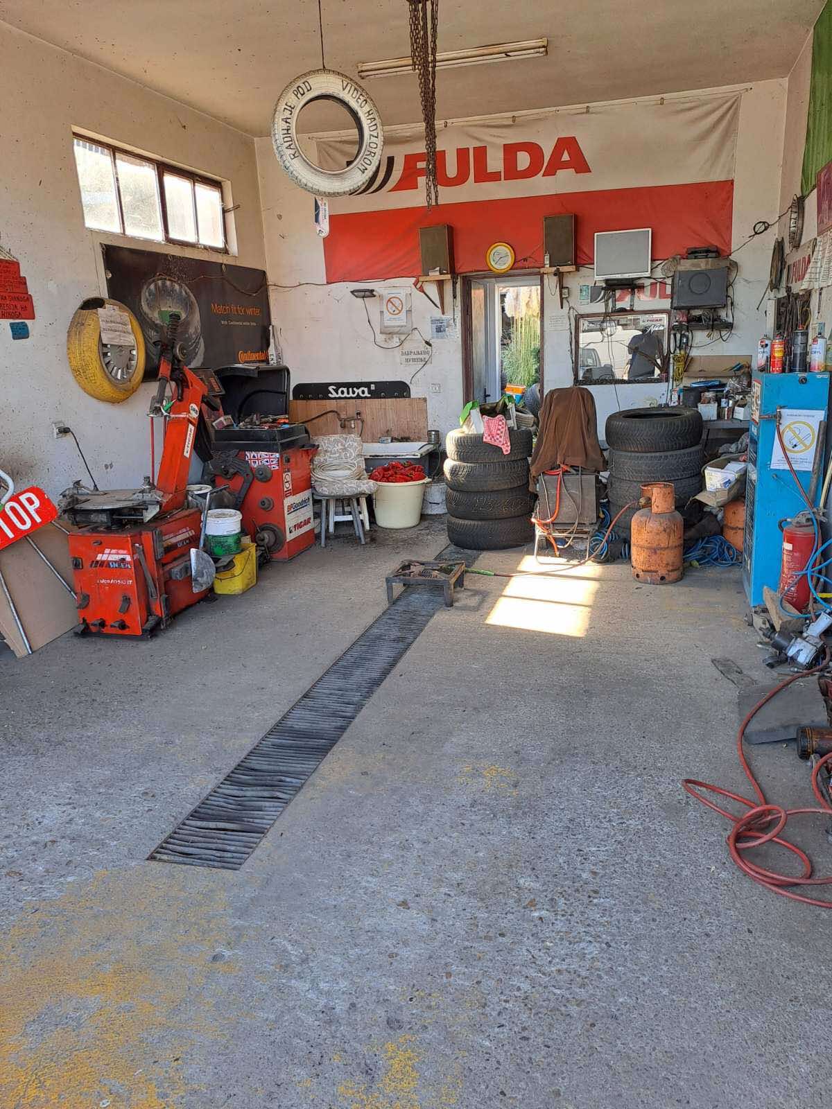 Izdaje se Vulkanizerska radnja sa masinama i pratecom opremom
